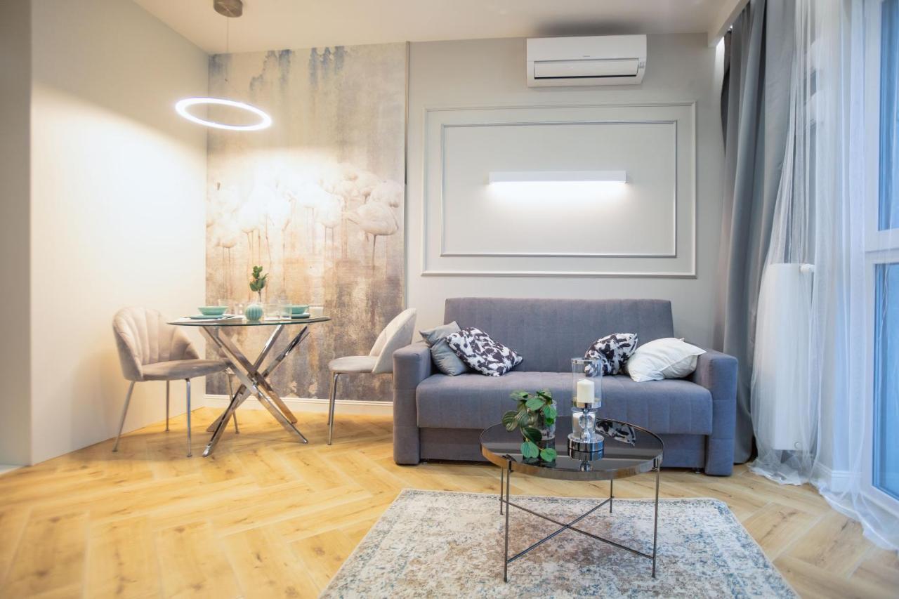 Targowa Bright Studio By Sofija Warsaw Luaran gambar