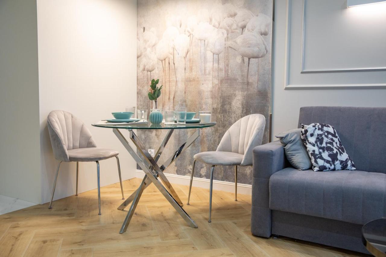 Targowa Bright Studio By Sofija Warsaw Luaran gambar