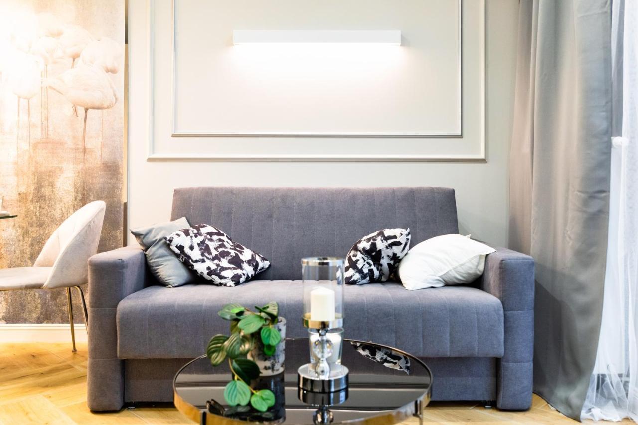 Targowa Bright Studio By Sofija Warsaw Luaran gambar